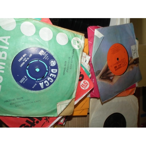 235 - LARGE QTY OF 45 RECORDS