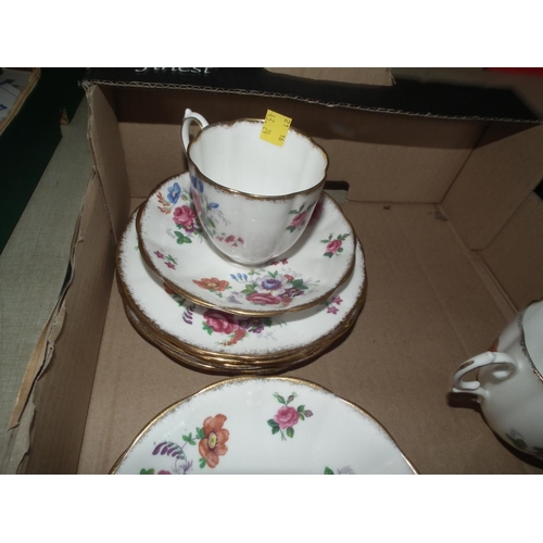 267 - SELECTION OF ROYAL ALBERT CUPS/SAUCERS