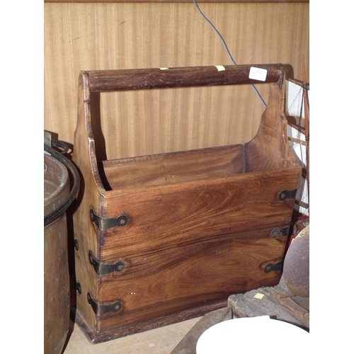 312 - WOODEN PAPER/MAGAZINE RACK