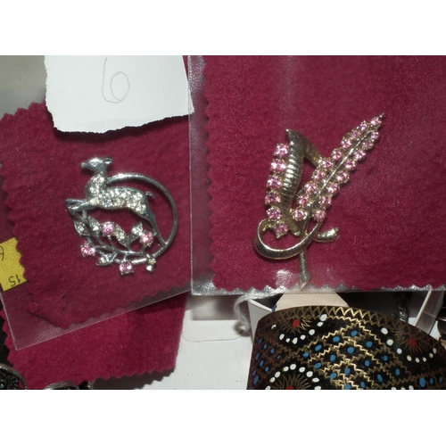 378B - DRAGON BRACELET, 2 PINCH CHED CHARMS & OTHER