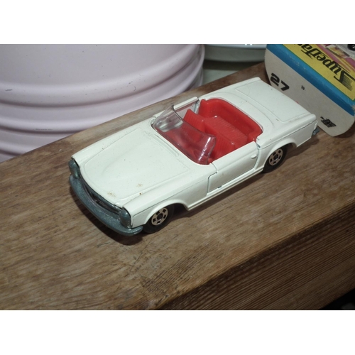 380 - 8 X BOXED MATCHBOX CARS