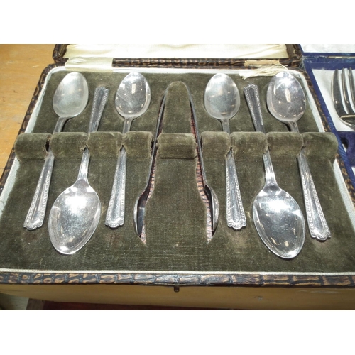 404 - 6 CAKE/PASTRY FORKS/SET OF TEA SPOONS & SUGAR TONGS