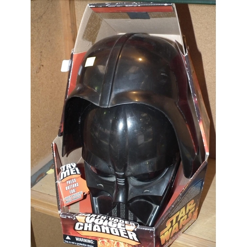 427 - DARTH VADER VOICE CHANGER MASK