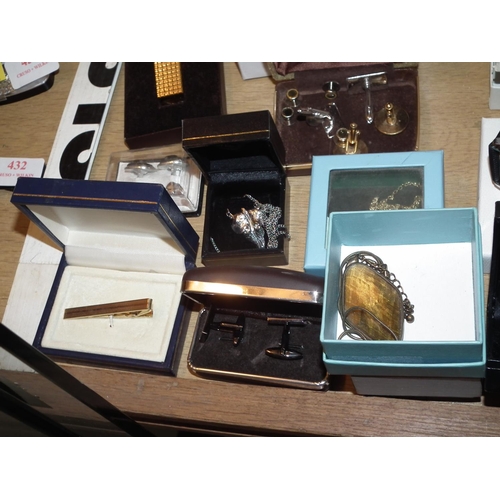 430 - BOX OF JEWELLERY/CUFFLINKS/WATCHES ETC