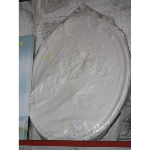 454 - PLASTER WALL PLAQUE