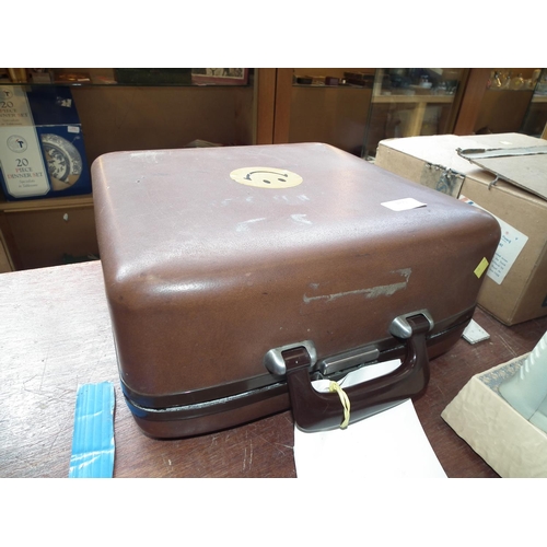 486 - SMITH CORONA TYPEWRITER & CASE