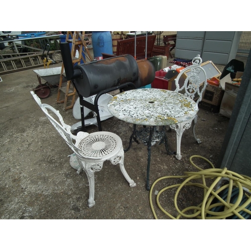 51 - GARDEN TABLE & 2 CHAIRS