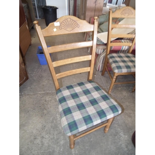 522 - 4 X PINE CHAIRS