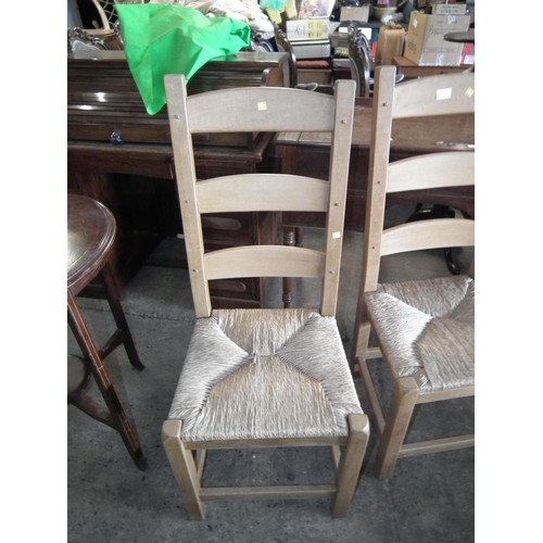 539 - 2 X RUSH SEATED CHAIRS