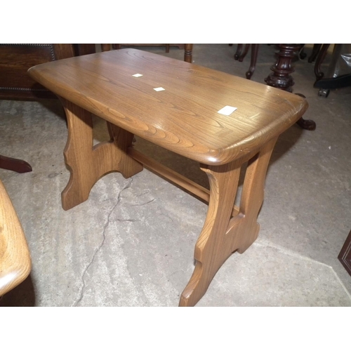 559 - ERCOL NEST OF 3 TABLES