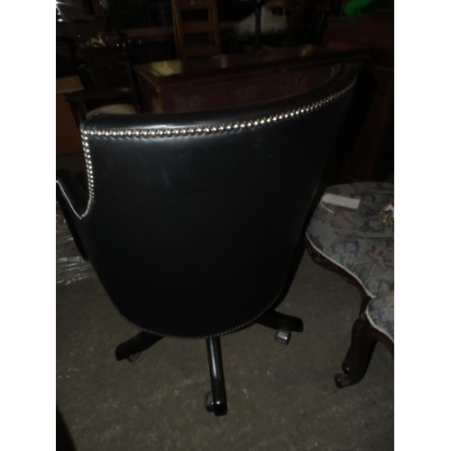 564 - STUDDED LEATHER OFFICE CHAIR