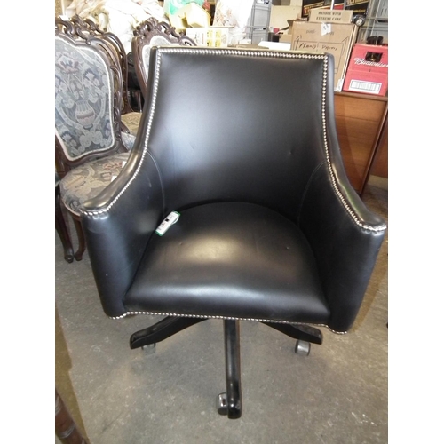 564 - STUDDED LEATHER OFFICE CHAIR