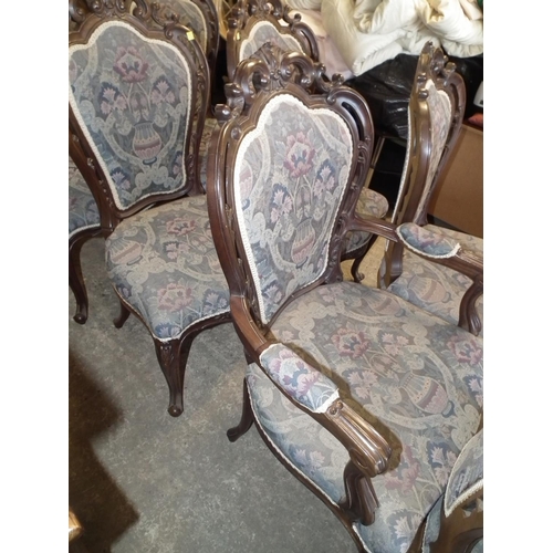 565 - SET OF 8 UPHOLSTERED MAHOGANY DINING CHAIRS