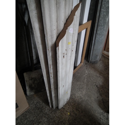 62 - WHITE MOULDED TIMBER