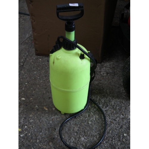 82 - GREEN PORTABLE SPRAYER