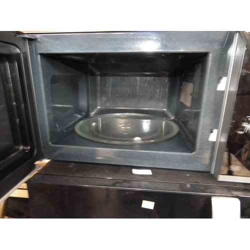 92 - SAMSUNG MICROWAVE - WARRANTED UNTIL 12 NOON ON TUESDAY FOLLOWING THE ABOVE SALE