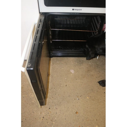 75 - HOTPOINT DOUBLE OVEN - WARRANTED UNTIL 12 NOON ON TUESDAY FOLLOWING THE ABOVE SALE