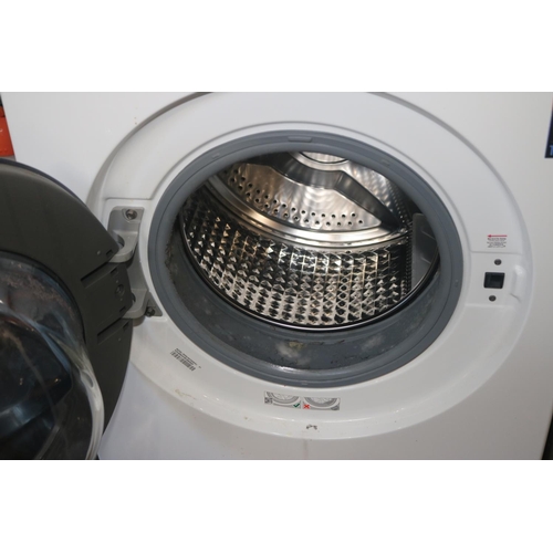 132 - SAMSUNG 8KG WASHING MACHINE - WARRANTED UNTIL 12 NOON ON TUESDAY FOLLOWING THE ABOVE SALE