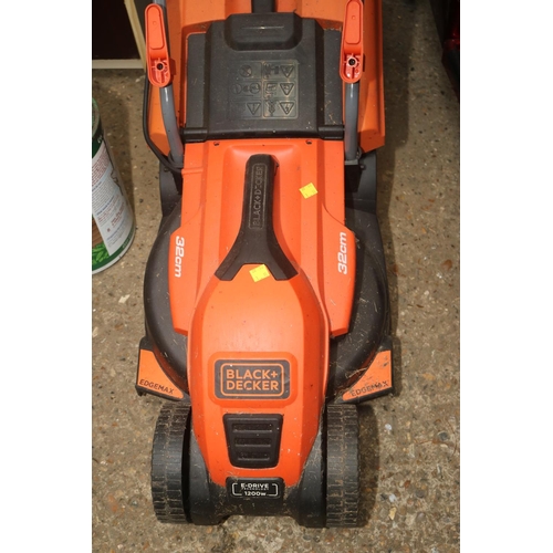 163 - BLACK & DECKER ELECTRIC LAWN MOWER - WARRANTED UNTIL 12 NOON ON TUESDAY FOLLOWING THE ABOVE SALE