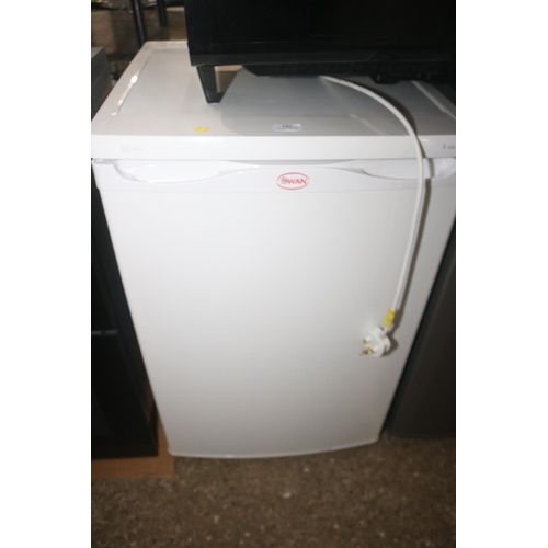 183 - SWAN FRIDGE - WARRANTED UNTIL 12 NOON ON TUESDAY FOLLOWING THE ABOVE SALE