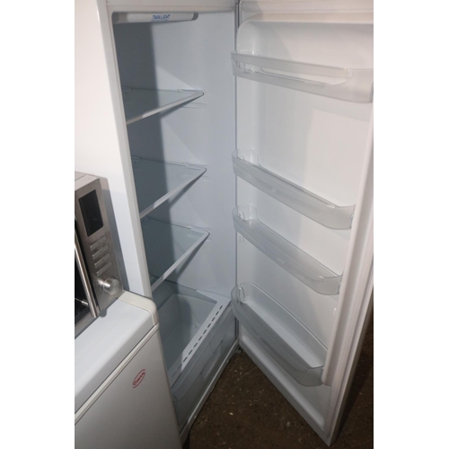 192 - INDESIT FRIDGE - WARRANTED UNTIL 12 NOON ON TUESDAY FOLLOWING THE ABOVE SALE