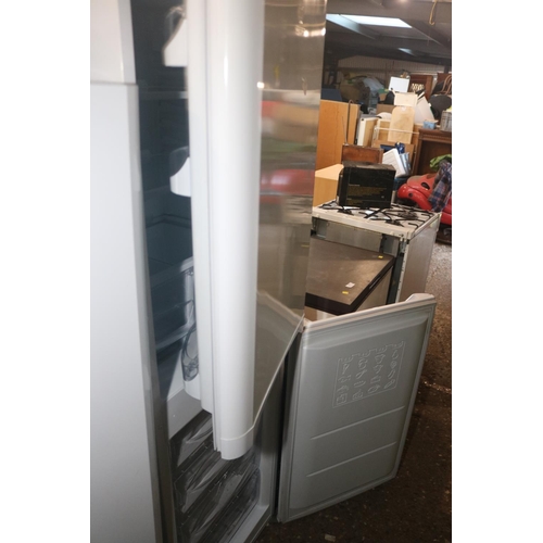 193 - INDESIT FRIDGE/FREEZER - WARRANTED UNTIL 12 NOON ON TUESDAY FOLLOWING THE ABOVE SALE