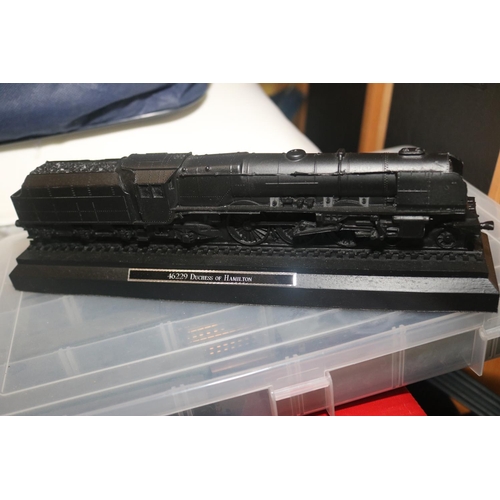 219 - MODEL TRAINS/ARMY TOYS ETC.