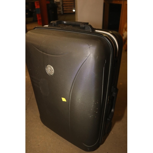 244 - QTY OF VARIOUS SUITCASES