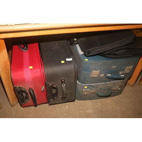 246 - 5 X SUITCASES ETC.