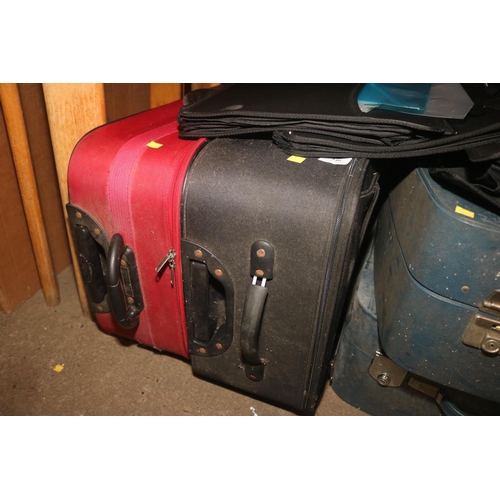 246 - 5 X SUITCASES ETC.