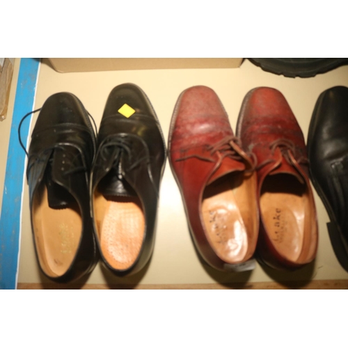 258 - VARIOUS MENS SHOES, SIZE 7.5 & 1 PAIR OF WATER BOOTS, SIZE 8