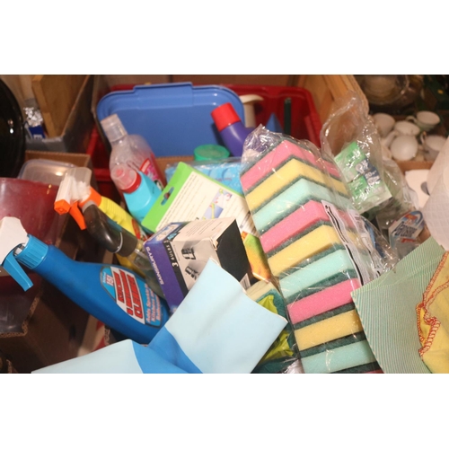 282 - LARGE QTY OF CLEANING PRODUCTS, TOILET ROLLS, LIGHT BULBS ETC.