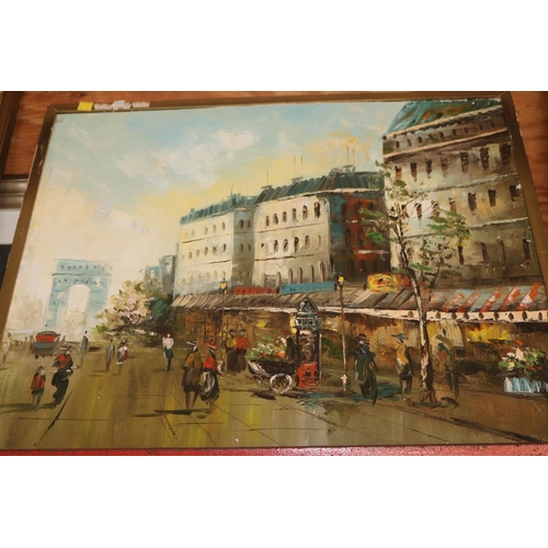 427 - FRAMED OIL ON BOARD IN THICK PALETTE KNIFE STYLE DEPICTING A PARISIAN STRRET SCENE