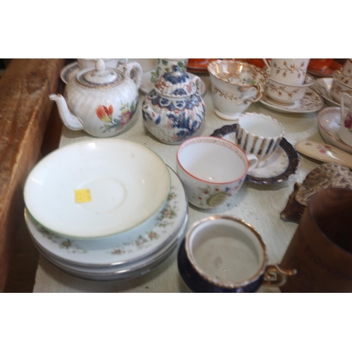 454 - 2 X BOXES OF ANTIQUE TEACUPS & SAUCERS