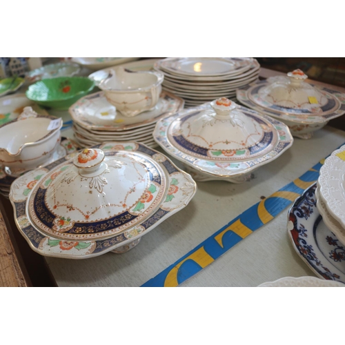 469 - VICTORIAN DINNER SET