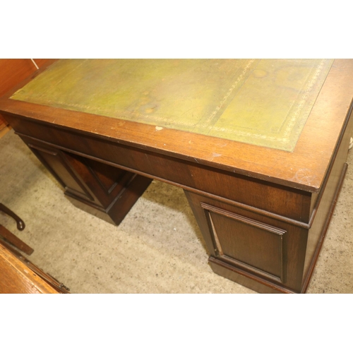 519 - REPRODUCTION LEATHER TOP DESK