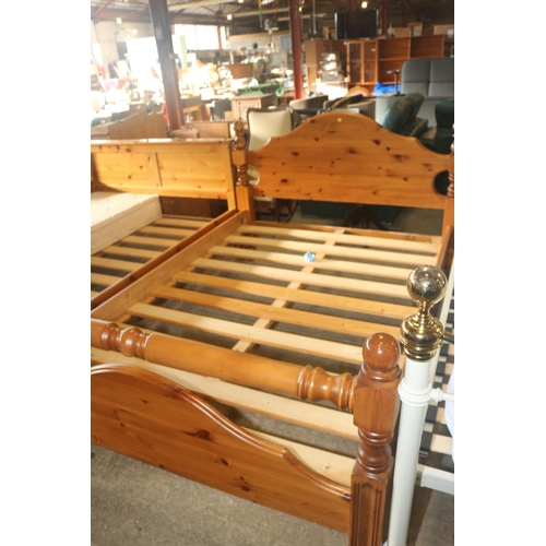 521 - PINE DOUBLE BED FRAME