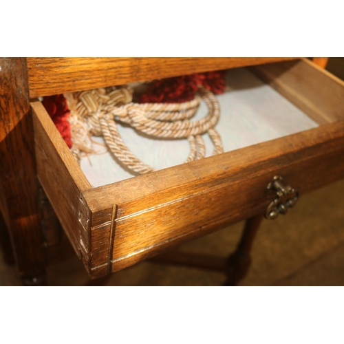 523 - SEWING BOX - OAK - AND CONTENTS