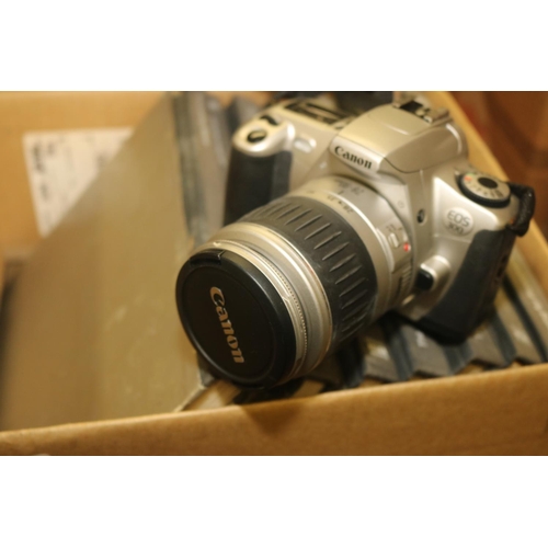 189 - QTY OF CAMERA'S, ACCESSORIES & PHOTOGRAPHY BOOKS