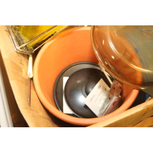 195 - QTY OF KITCHEN WARE