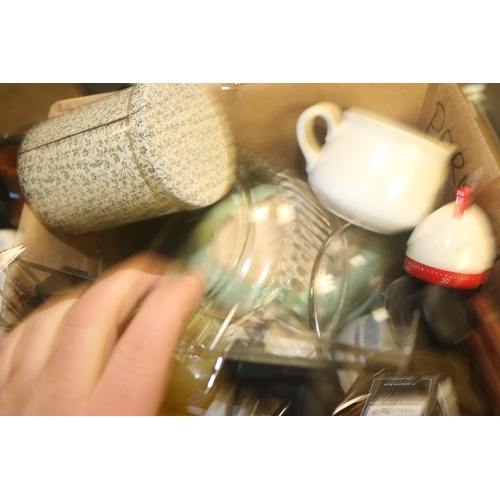 195 - QTY OF KITCHEN WARE