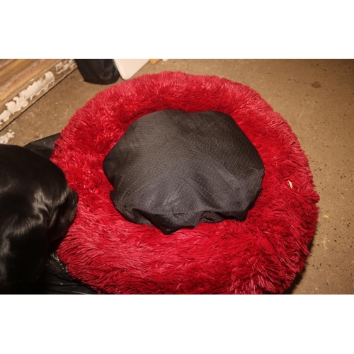 72 - DOG BED