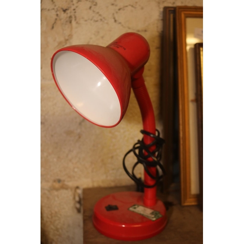 76 - DESK LAMP - WARRANTED UNTIL 12 NOON ON TUESDAY FOLLOWING THE ABOVE SALE