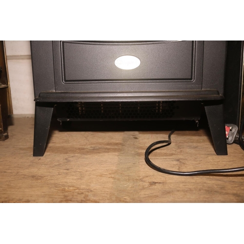 89 - DIMPLEX ELECTRIC STOVE - WARRANTED UNTIL 12 NOON ON TUESDAY FOLLOWING THE ABOVE SALE