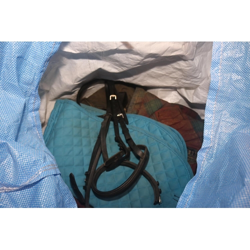 99 - 3 SADDLES - 2 FULL & 1 SMALL PONY, FULL HEAD COLLAR, WIND SUCKING COLLAR - COB, WEBB CAVASON - PONY ... 