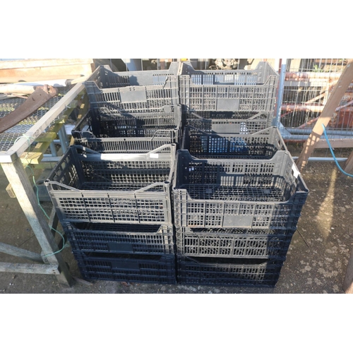 16 - 20 x BLACK PLASTIC CRATES
