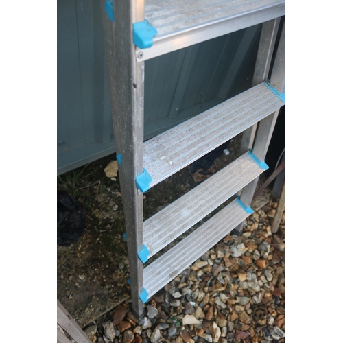 3 - LARGE SET OF STEPS