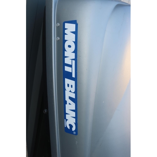 5 - MONT BLANC ROOF BOX PLUS ROOF BARS, LOCKS AND KEYS