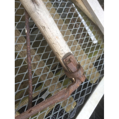 15A - VINTAGE SCYTHE