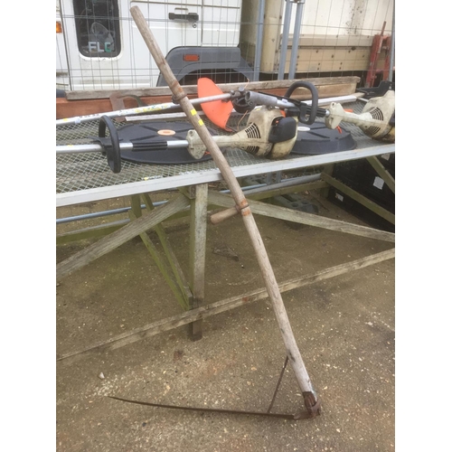 15A - VINTAGE SCYTHE